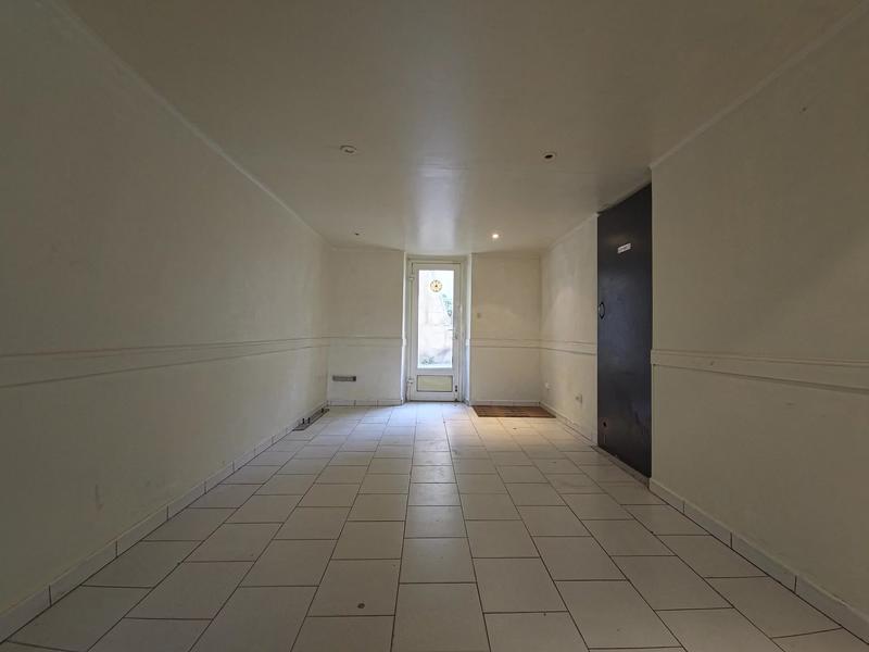 Local commercial - 47 m² - 2 pièces