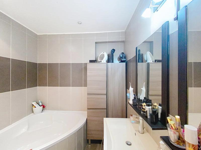 Appartement - 76 m² - 4 pièces