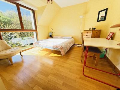 Maison - 168 m² - 7 pièces