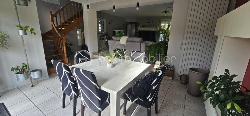 Maison - 170 m² - 7 pièces