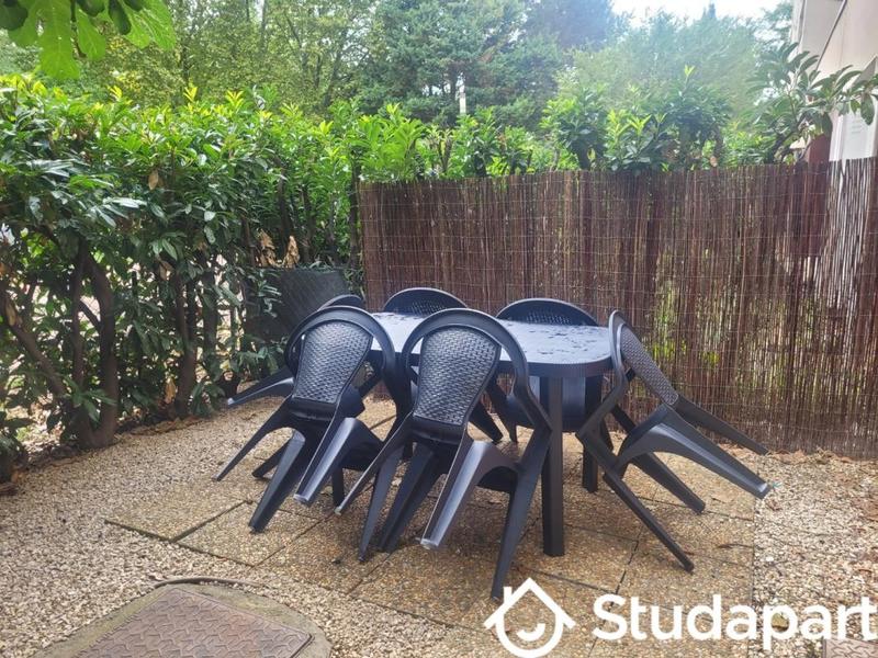 Chambre - 12 m² - 1 pièce