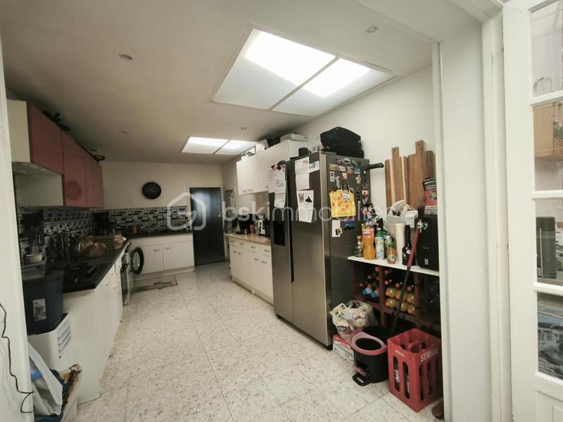 Maison de ville - 417 m² - 5 pièces