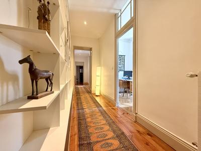 Appartement - 267 m² - 8 pièces