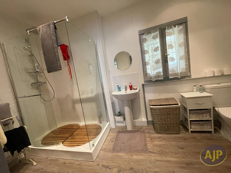 Maison - 156 m² - 6 pièces