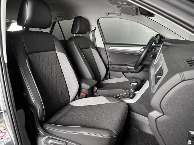 Volkswagen t-Roc Goal 2.0 Tdi 150ch Dsg Ja17p Digital Cockpit Sieges Chauff Carplay Camera Attelage