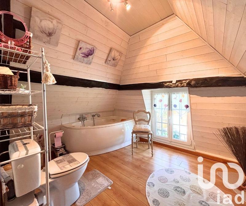 Maison - 200 m² - 7 pièces