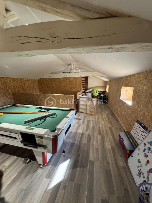 Demeure - 300 m² - 10 pièces