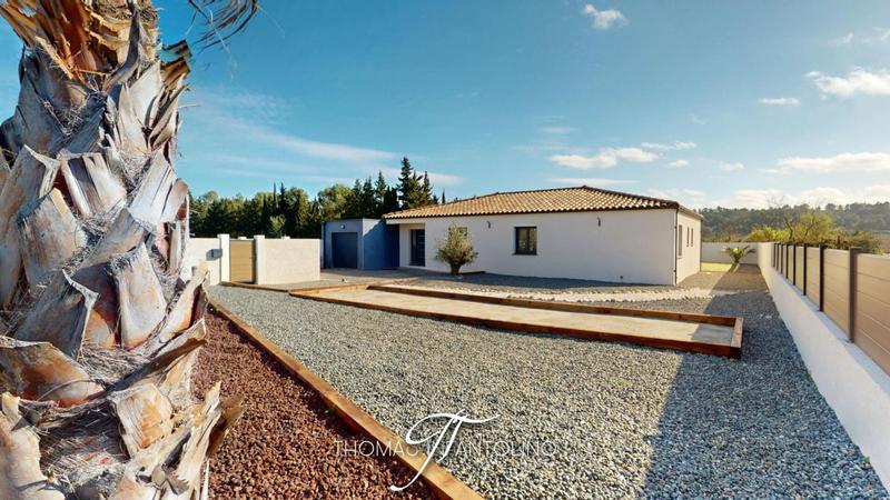 Maison - 140 m² - 5 pièces