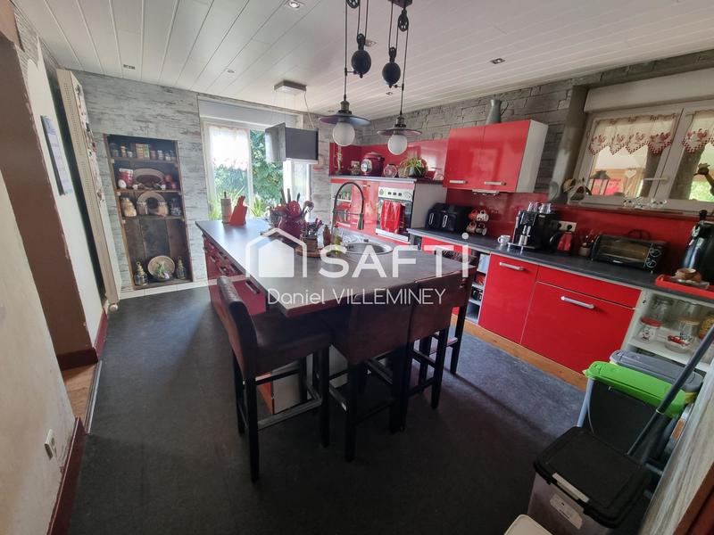 Maison - 180 m² - 7 pièces