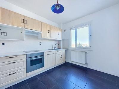 Appartement - 97 m² - 4 pièces