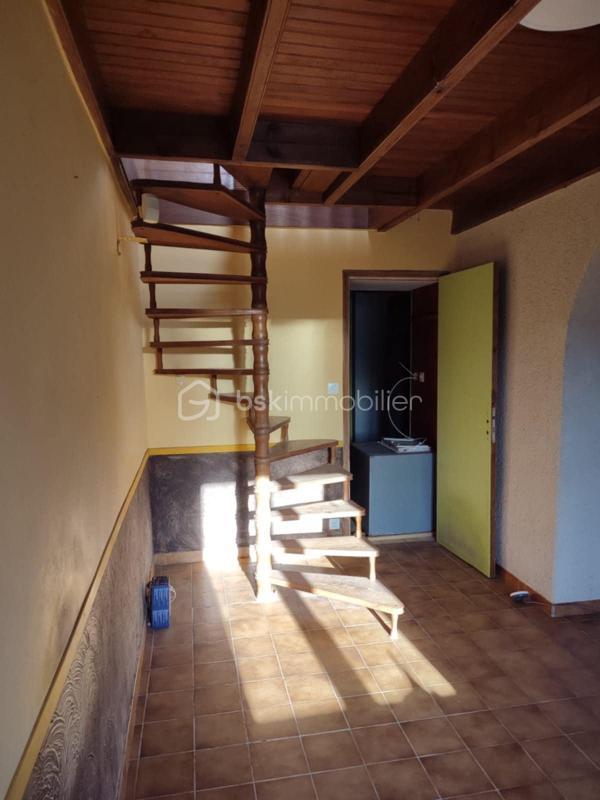 Maison - 156 m² - 9 pièces