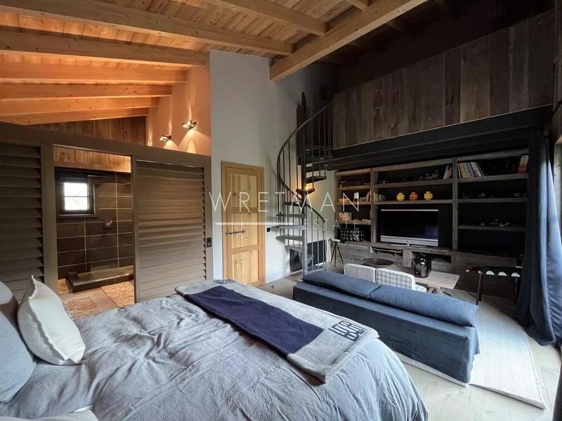 Châlet - 190 m² - 7 pièces