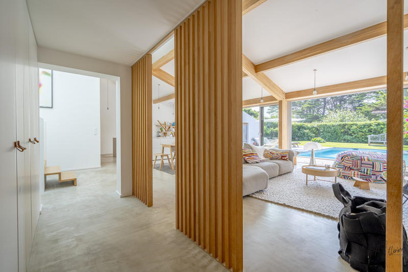 Maison - 290 m² - 10 pièces