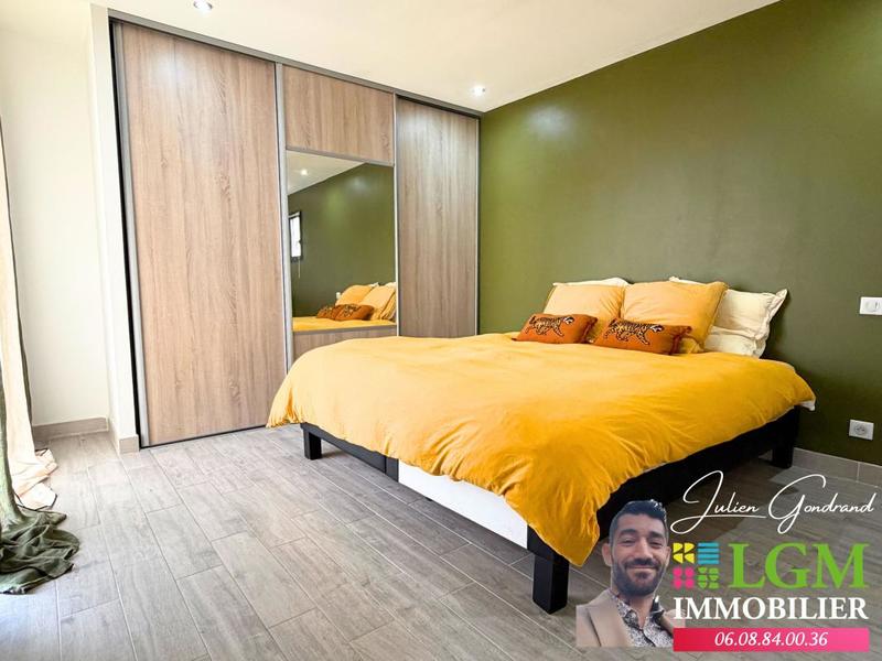 Maison - 121 m² - 5 pièces