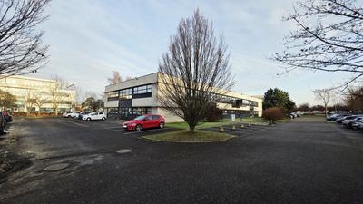 Bureau - 190 m² - 7 pièces