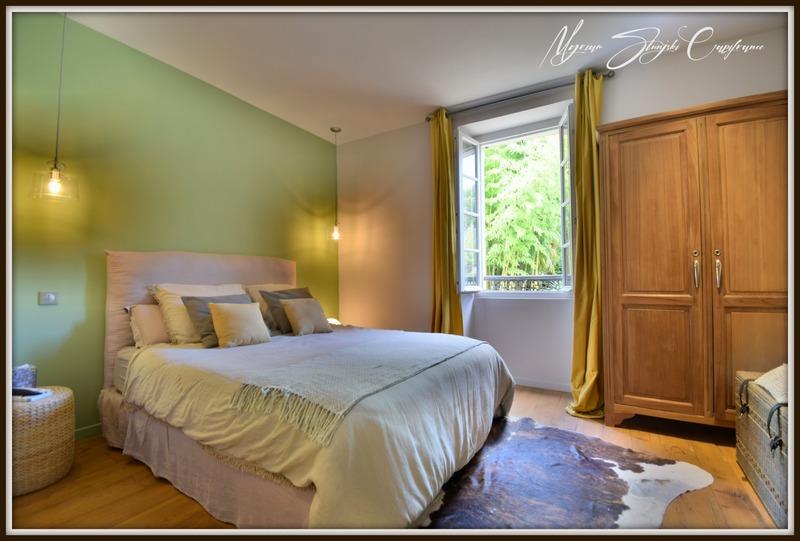 Maison bourgeoise - 420 m² - 14 pièces