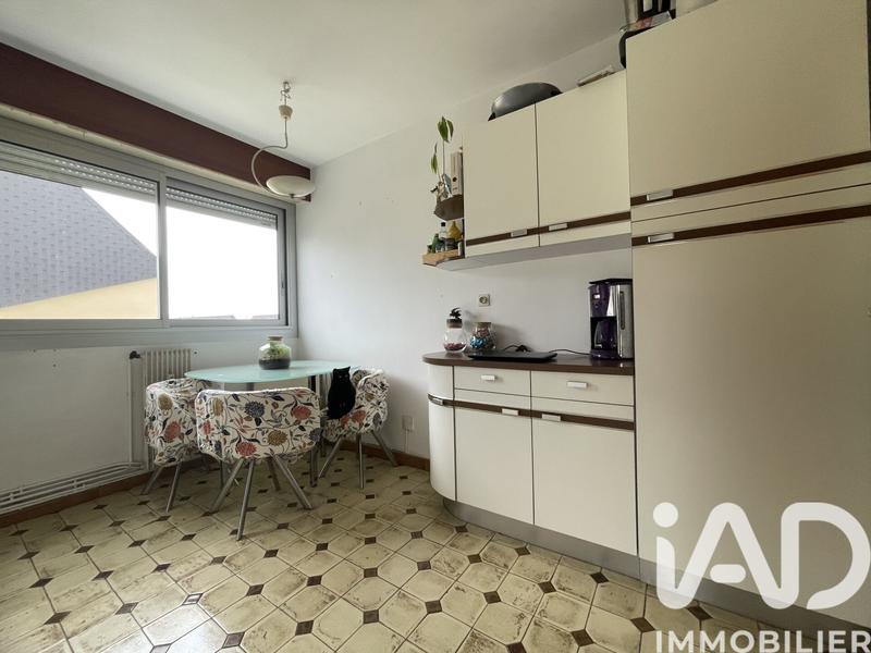 Appartement - 100 m² - 5 pièces