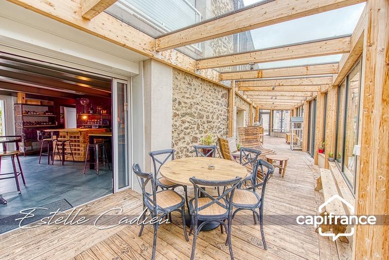 Propriété - 417 m² - 20 pièces