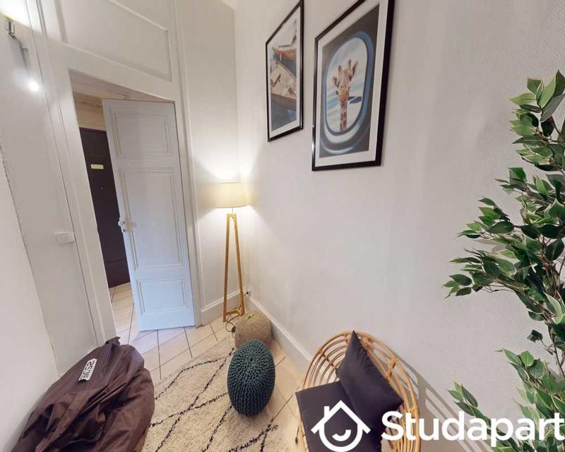 Chambre - 55 m² - 1 pièce