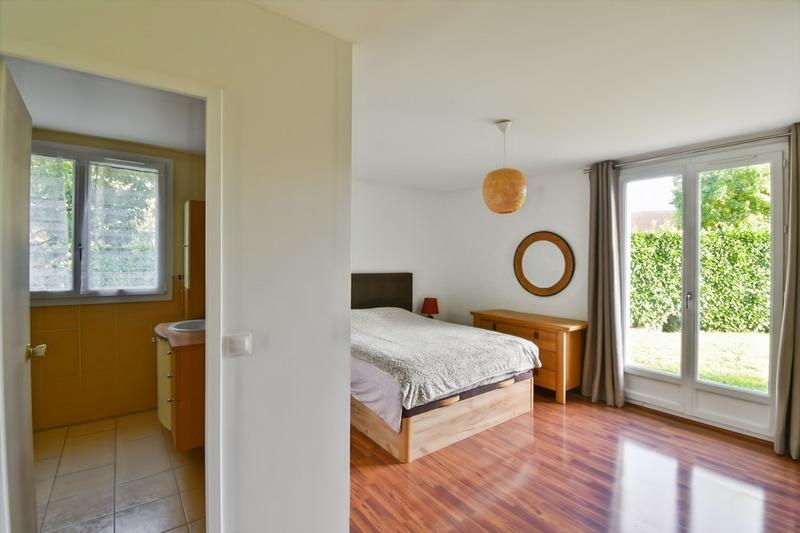 Maison - 170 m² - 8 pièces