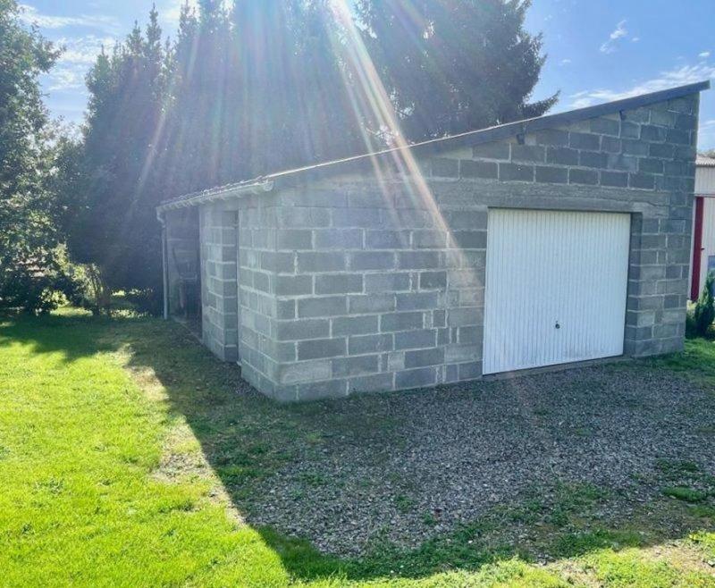 Pavillon - 230 m² - 8 pièces