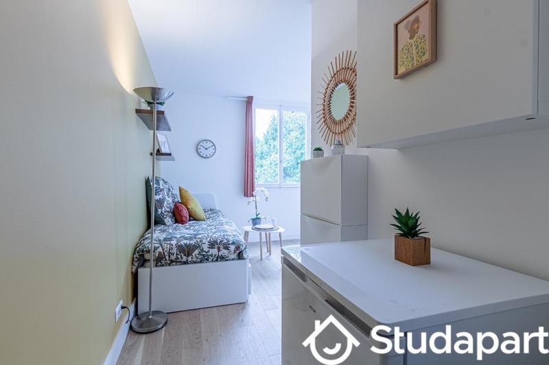 Chambre - 11 m² - 1 pièce