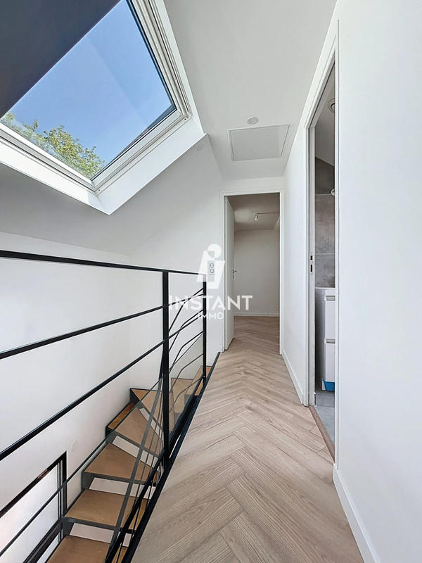 Maison contemporaine - 143 m² - 5 pièces