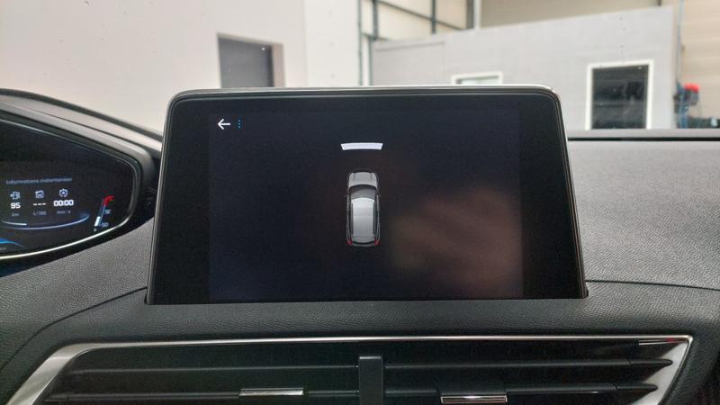 Peugeot 3008 BlueHDi 130 s&amp;S Eat8 Active Business