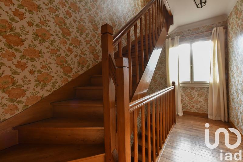 Maison - 211 m² - 10 pièces