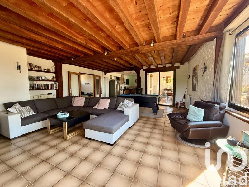 Maison - 186 m² - 8 pièces