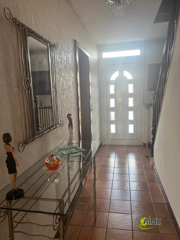 Maison - 152 m² - 6 pièces