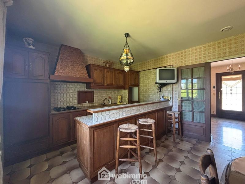 Maison - 181 m² - 7 pièces