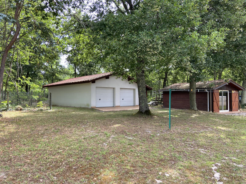 Maison - 187 m² - 7 pièces