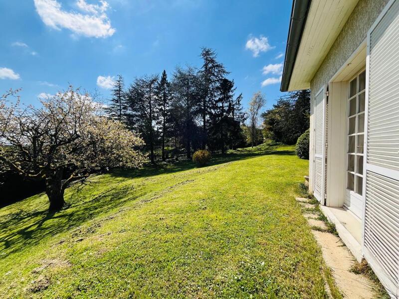 Maison - 182 m² - 5 pièces