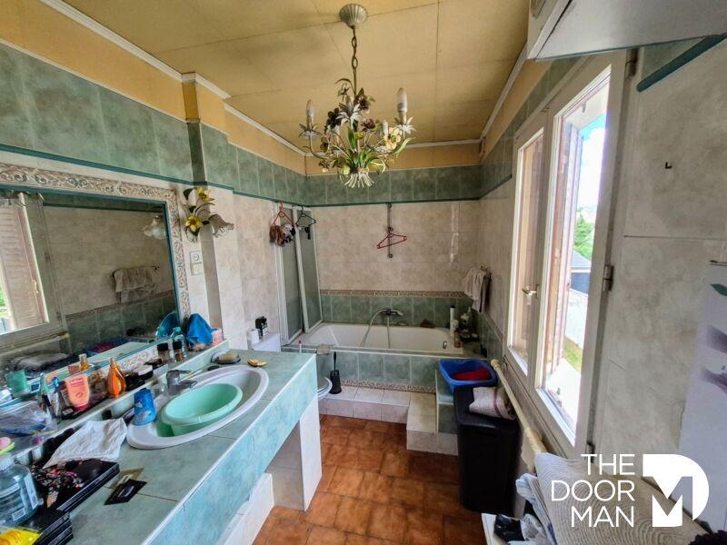 Maison - 115 m² - 6 pièces