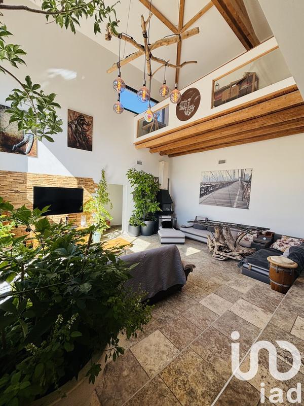 Maison - 411 m² - 5 pièces