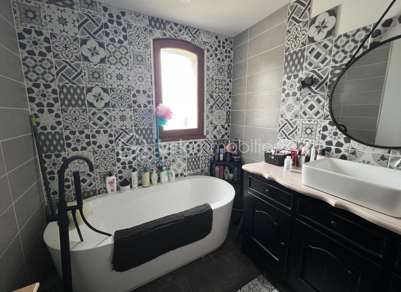 Maison - 157 m² - 6 pièces