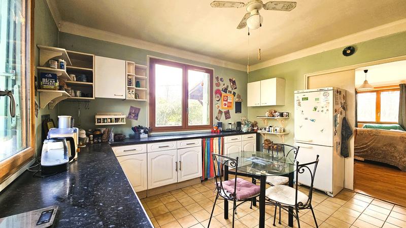 Maison - 143 m² - 7 pièces