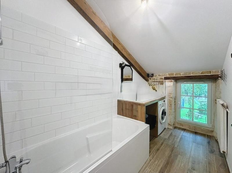 Propriété - 440 m² - 22 pièces