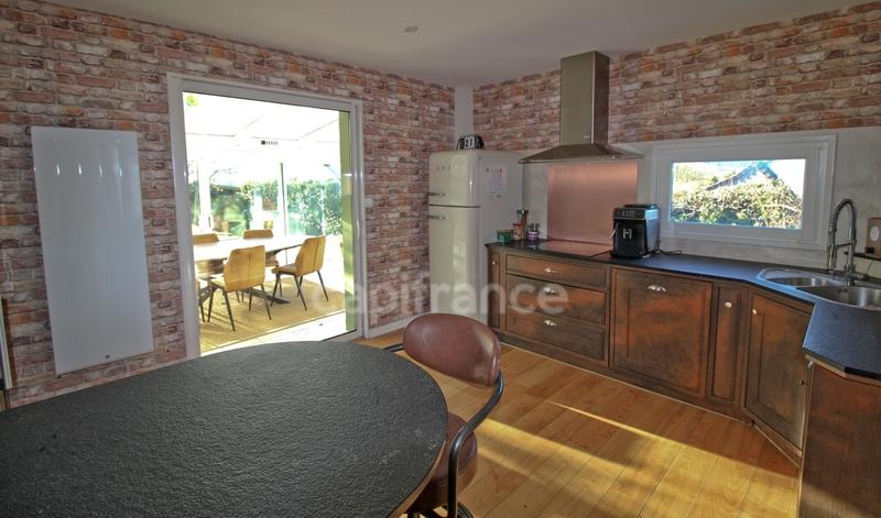 Maison - 140 m² - 6 pièces