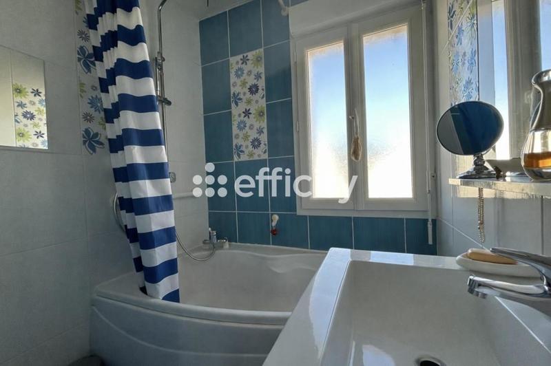 Maison - 106 m² - 5 pièces