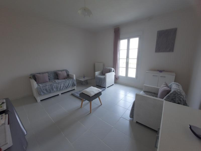 Maison traditionnelle - 284 m² - 20 pièces