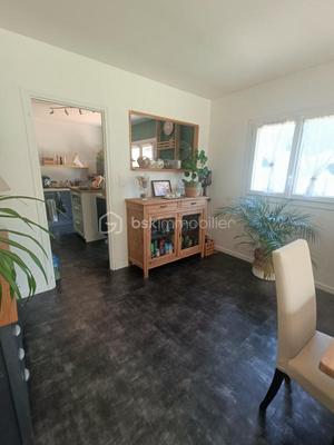 Maison - 140 m² - 6 pièces