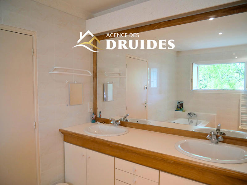 Maison - 121 m² - 6 pièces