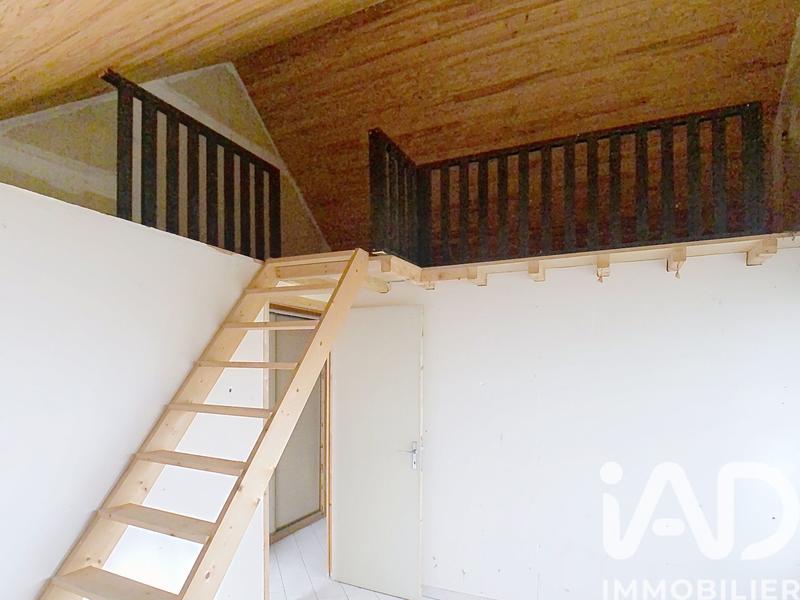 Maison - 258 m² - 10 pièces