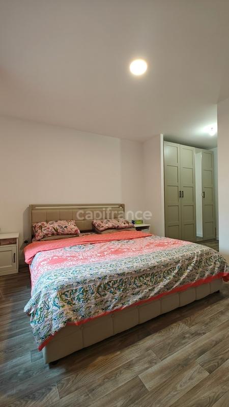 Maison - 104 m² - 6 pièces