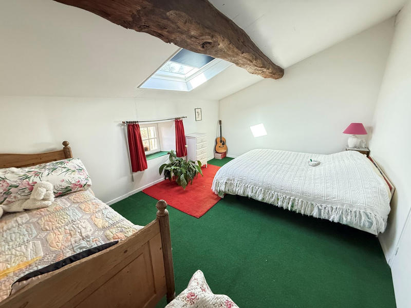 Maison - 321 m² - 7 pièces