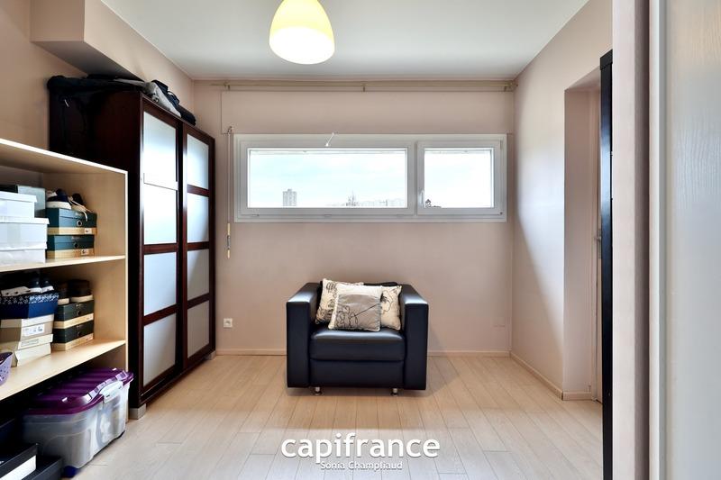 Appartement - 121 m² - 6 pièces