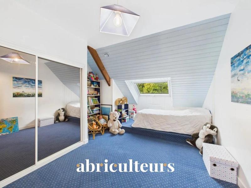 Maison ancienne - 258 m² - 7 pièces