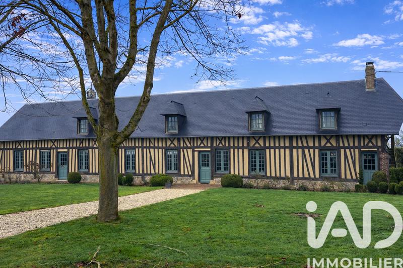 Maison - 236 m² - 7 pièces